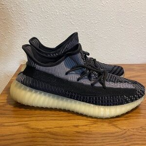 Yeezy Boost 350 V2 Carbon